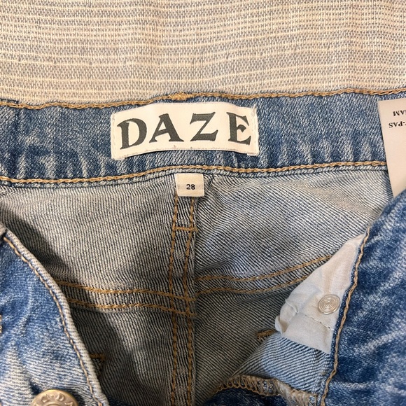 Daze Jeans - Picture 3 of 3